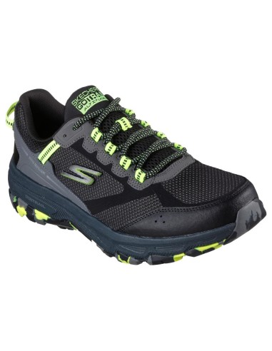 Deportiva Treking Trail Altitud  de la marca Skechers en color negro con detalles en amarillo